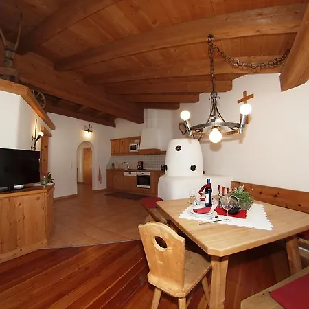 Bauernhof Leneler Farm stay Arzl im Pitztal