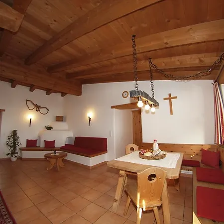 Bauernhof Leneler Arzl im Pitztal