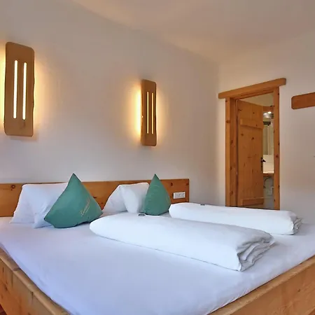 Alloggio per agriturismo Kinderbauernhof Leneler *