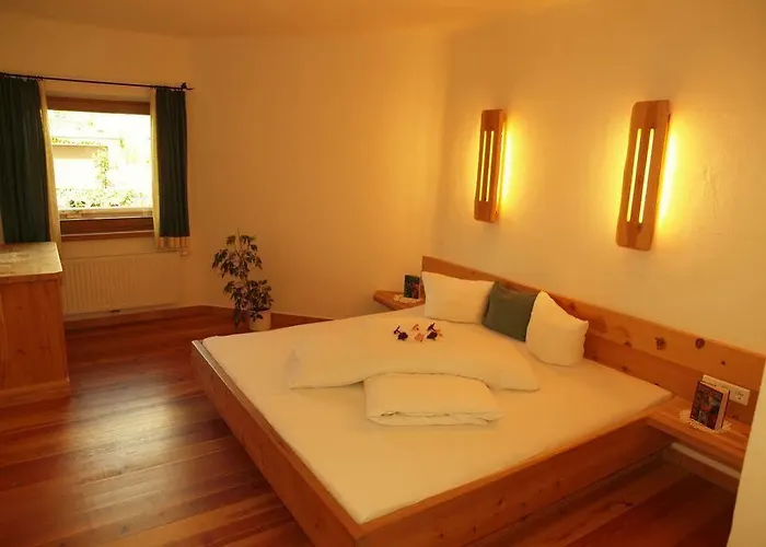 Kinderbauernhof Leneler Arzl im Pitztal